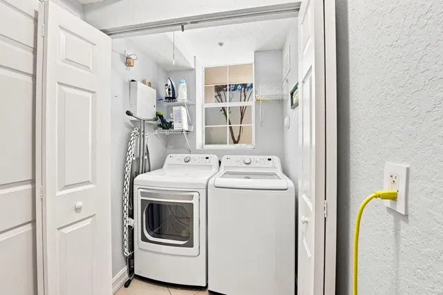 Downtown West Palm Beach Residence photo 37