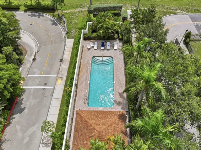 Downtown West Palm Beach Residence photo 39