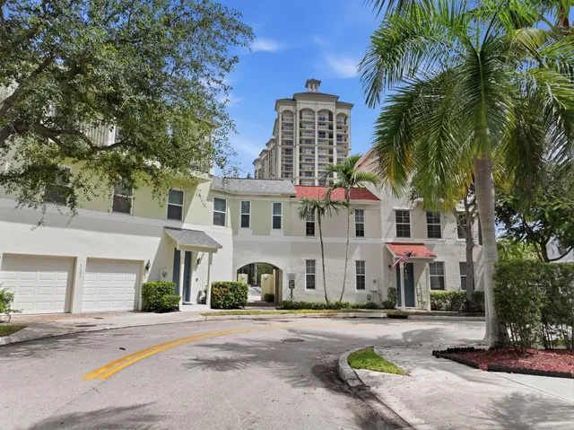 Downtown West Palm Beach Residence photo 41