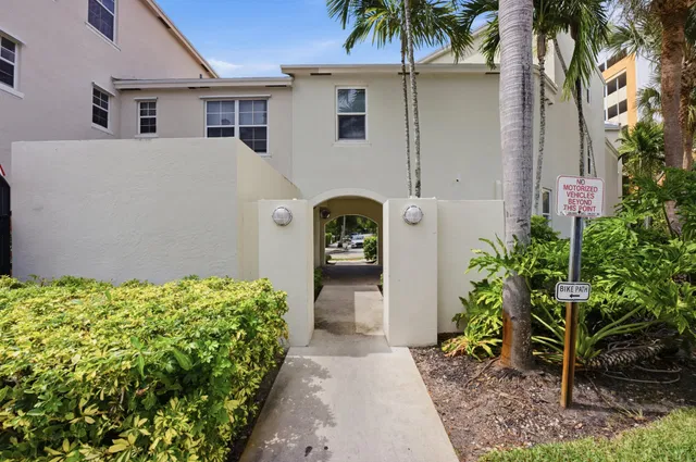 Downtown West Palm Beach Residence photo 45