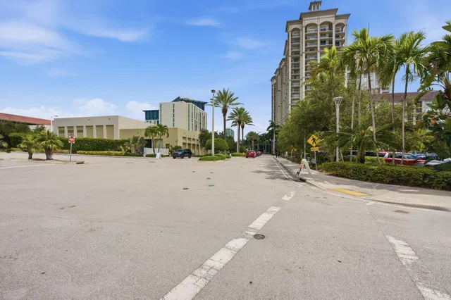 Downtown West Palm Beach Residence photo 46