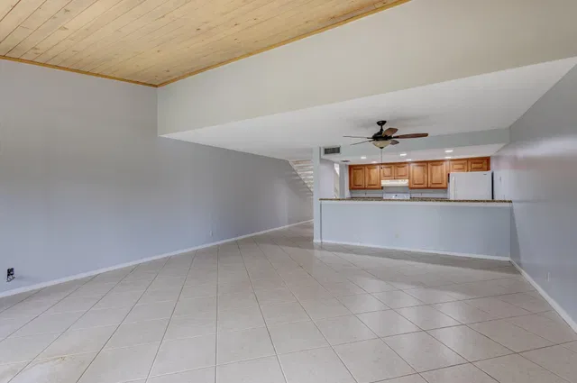 PGA National Palm Beach Gardens Residence photo 15