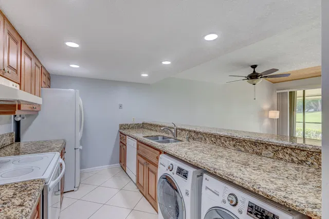 PGA National Palm Beach Gardens Residence photo 19