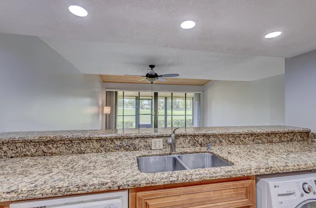 PGA National Palm Beach Gardens Residence photo 22