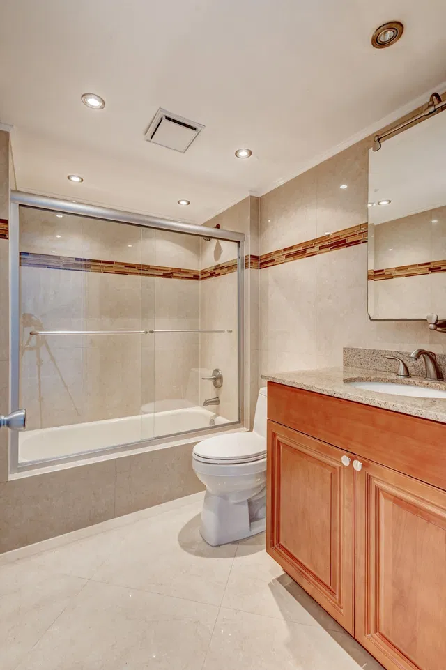 PGA National Palm Beach Gardens Residence photo 26