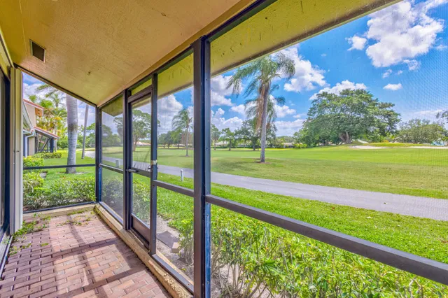 PGA National Palm Beach Gardens Residence photo 40