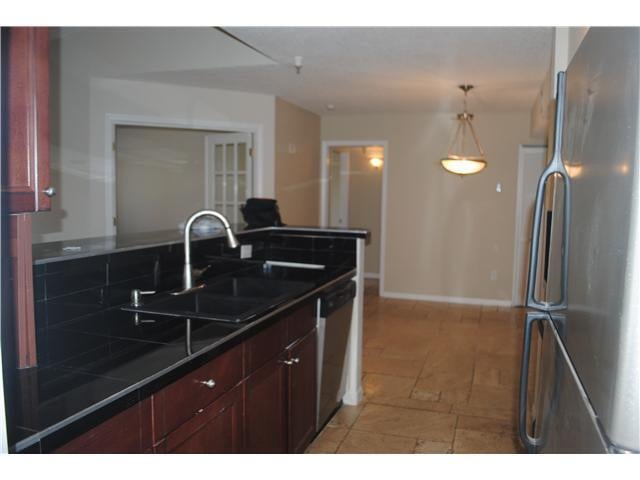  Unit 211 photo 11