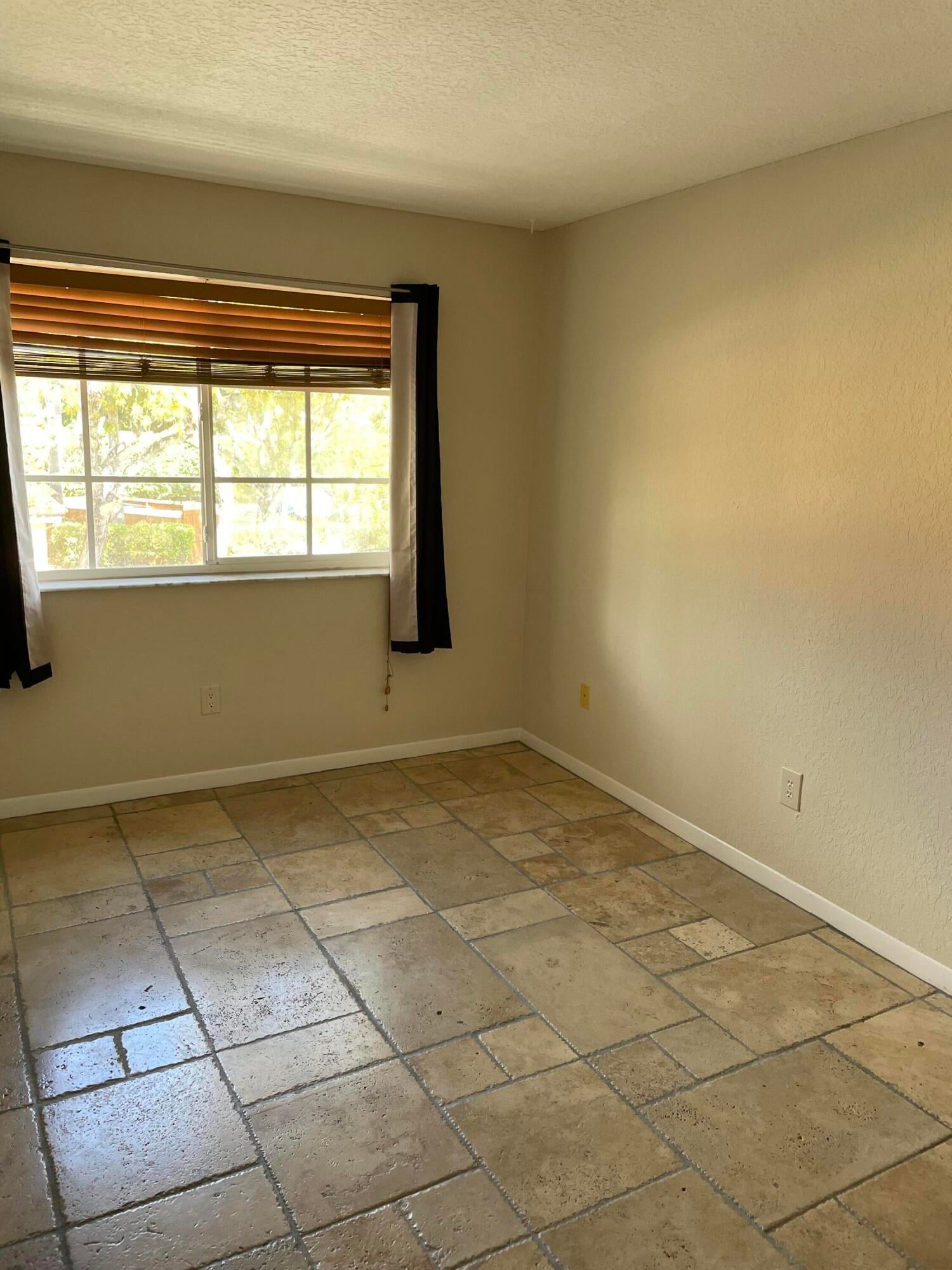  Unit 211 photo 15