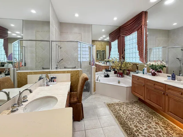 Residence photo 19