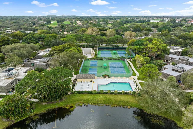 PGA National Palm Beach Gardens Residence photo 28