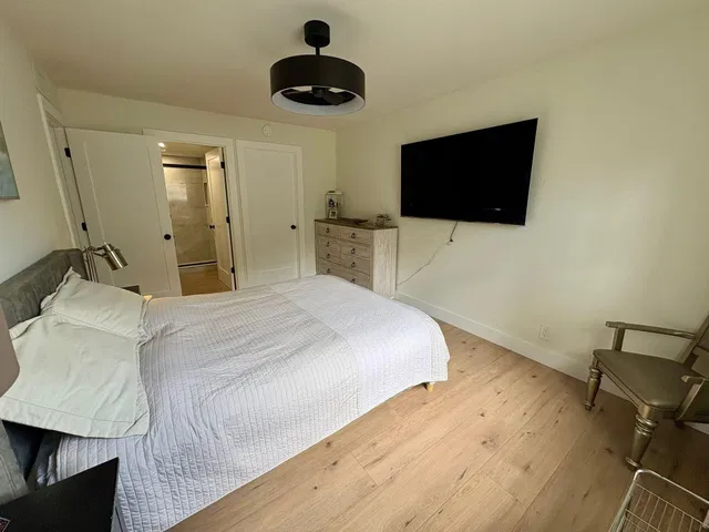Unit 105 photo 2