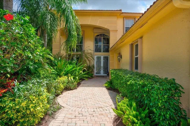 Residence photo 35