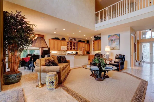 Residence photo 48