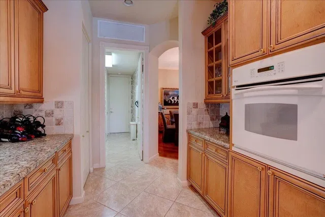 Residence photo 54