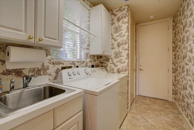 Residence photo 62