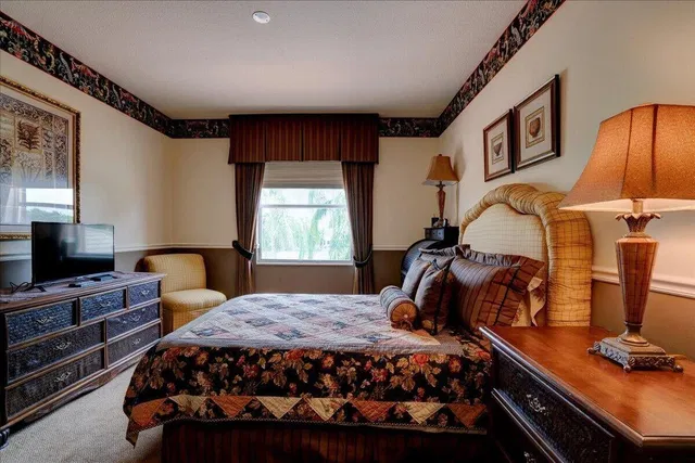 Residence photo 74