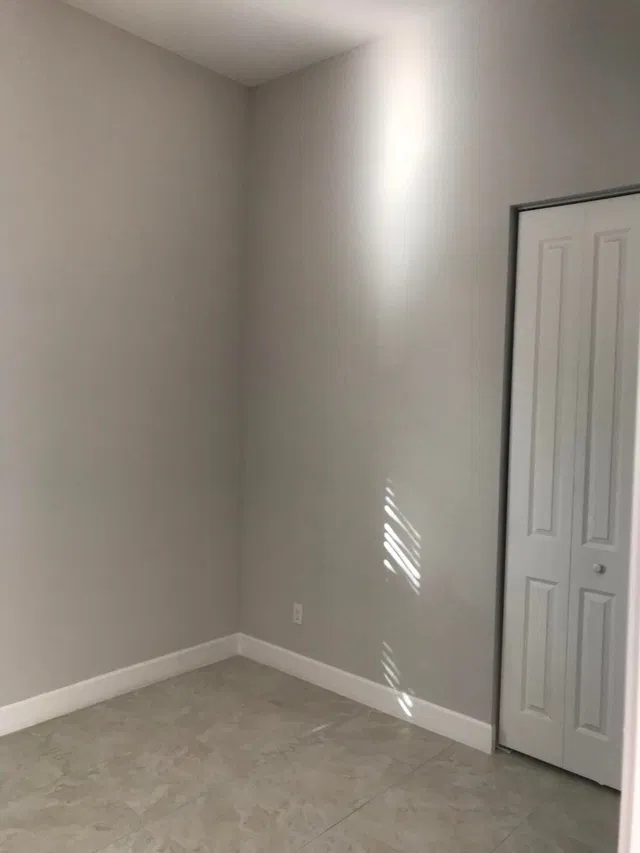 Residence photo 12
