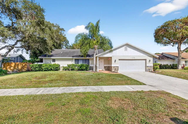 Residence photo 2
