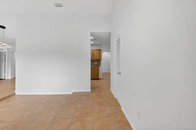 Residence photo 10