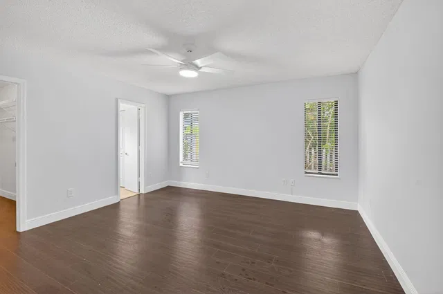 Residence photo 23