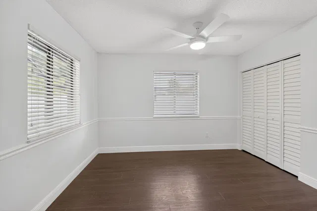 Residence photo 36