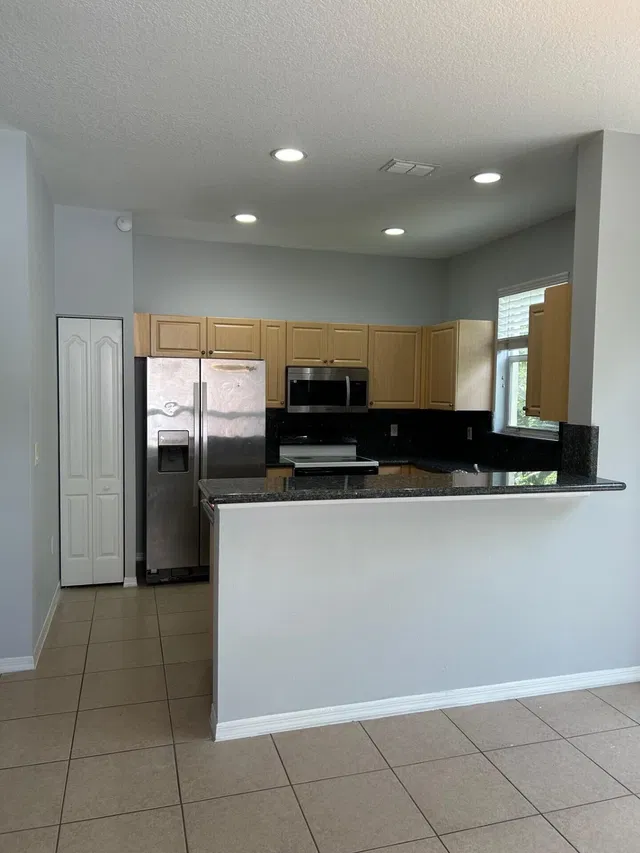  Residence photo 5