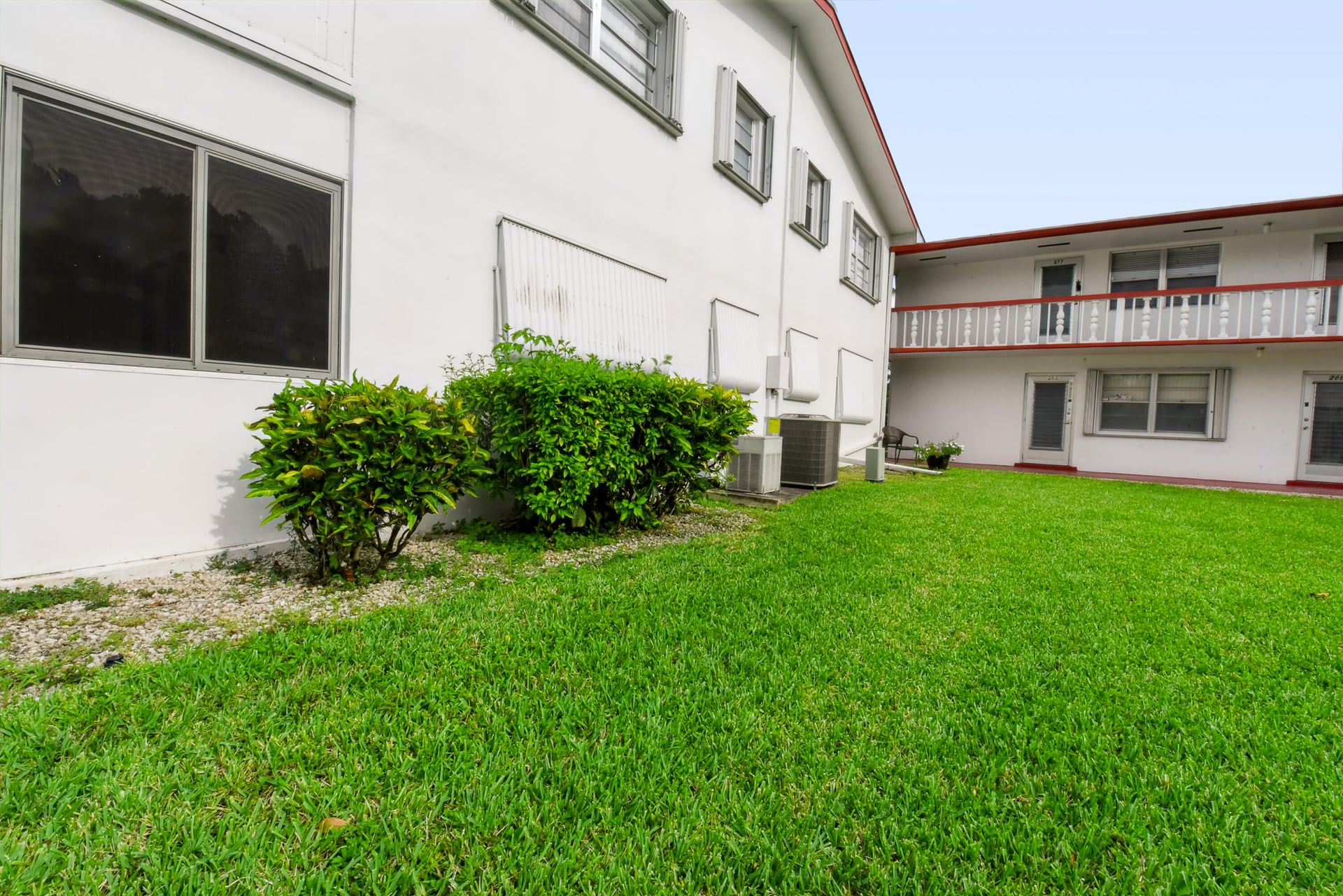 Residence photo 16