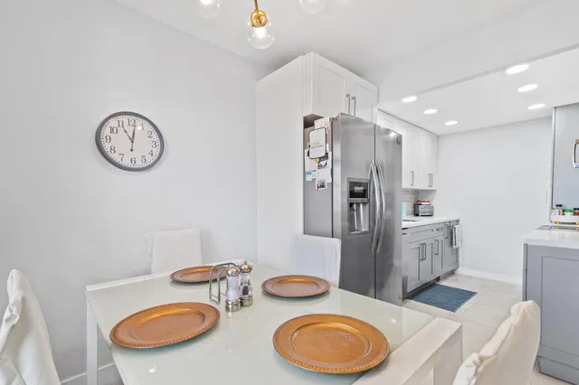 Residence photo 5