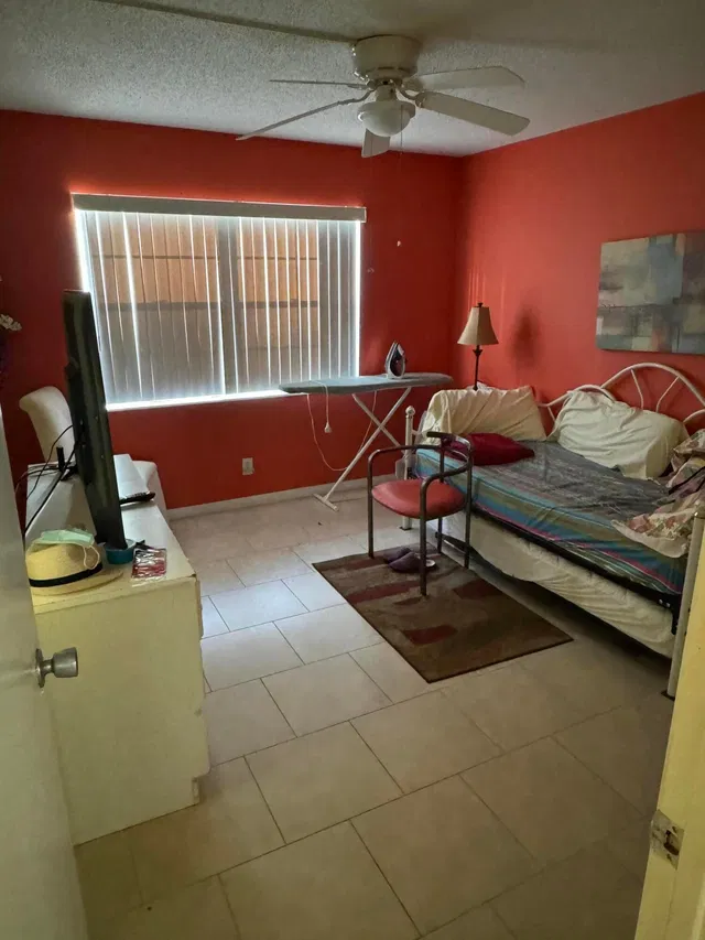 Residence photo 8