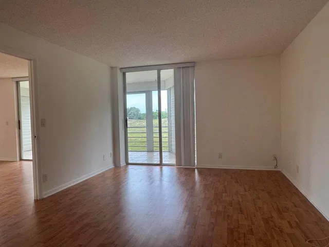 Unit 238 photo 27