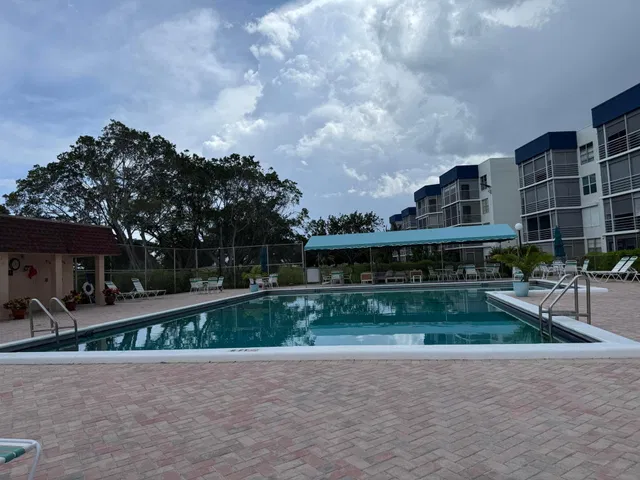 Unit 238 photo 35