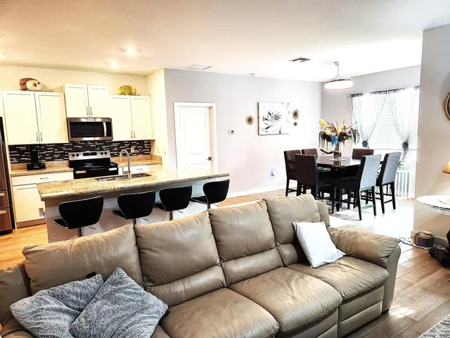 Residence photo 15