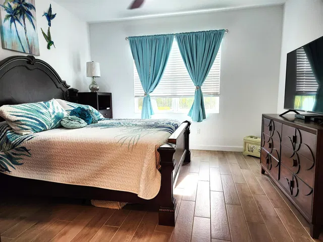 Residence photo 17