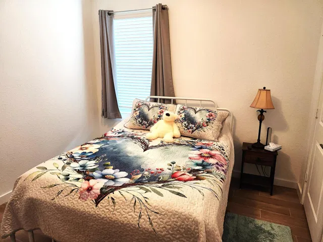 Residence photo 26