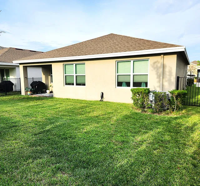 Residence photo 32