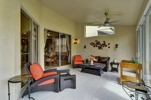  Residence photo 33