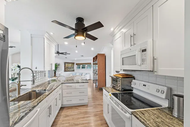 Unit 24b photo 15
