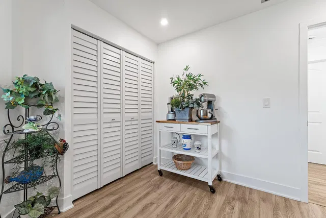 Unit 24b photo 35