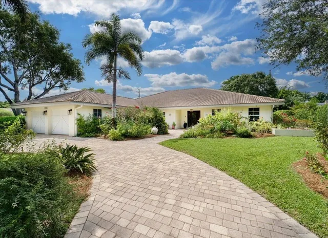 Boca Bath & Tennis Residence photo 2
