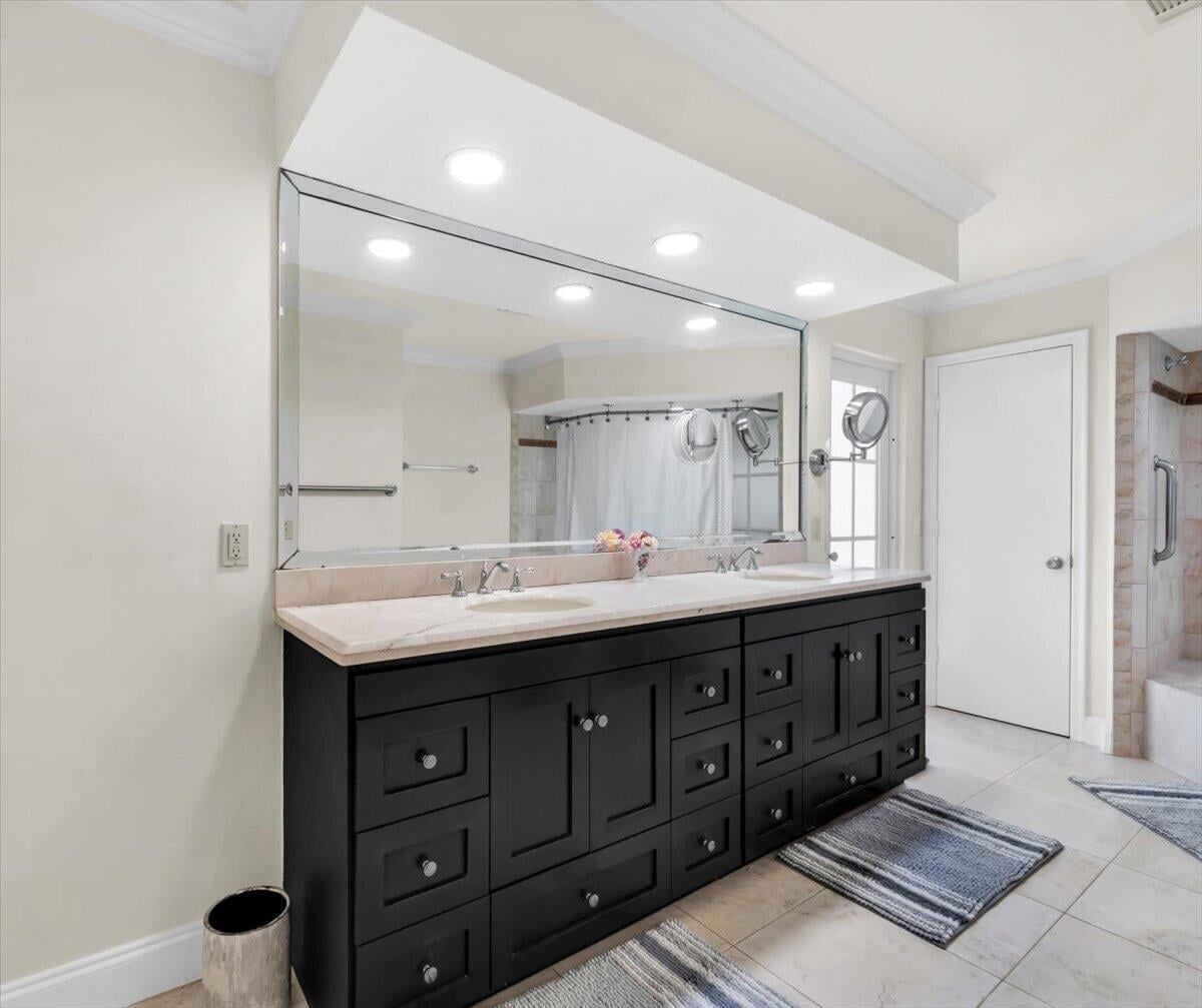 Boca Bath & Tennis Residence photo 39