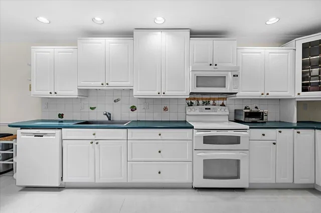 Boca Bath & Tennis Residence photo 47