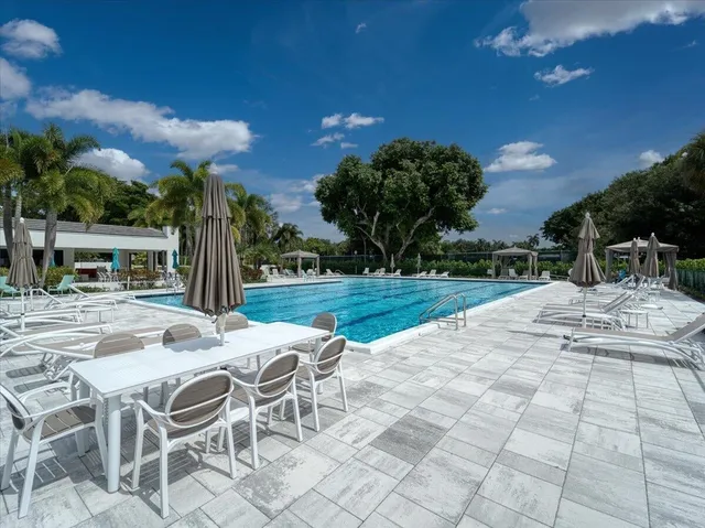 Boca Bath & Tennis Residence photo 94