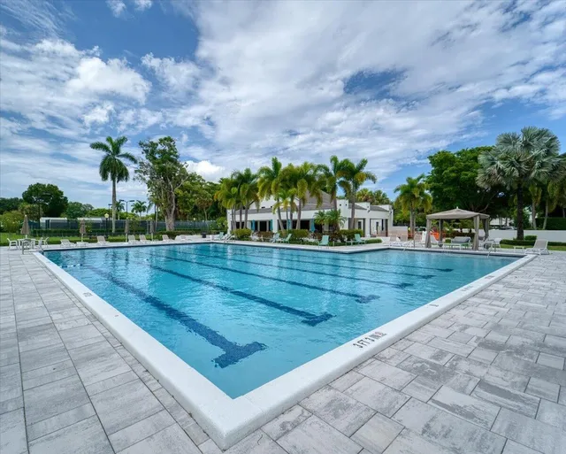 Boca Bath & Tennis Residence photo 95