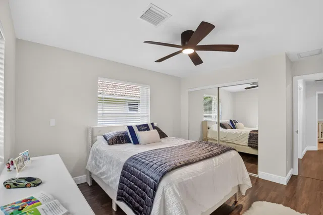 Residence photo 44