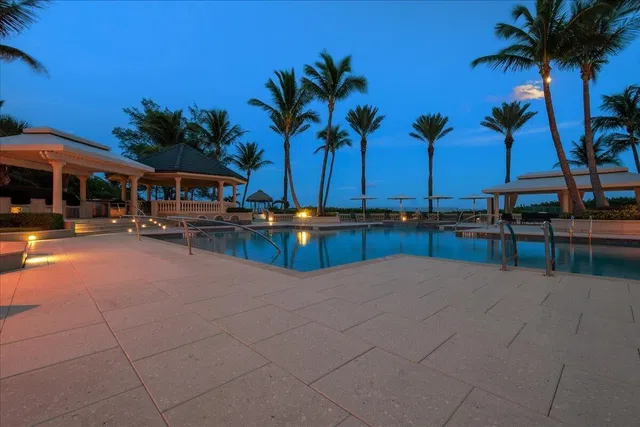 Oasis Singer Island Unit 6A photo 36