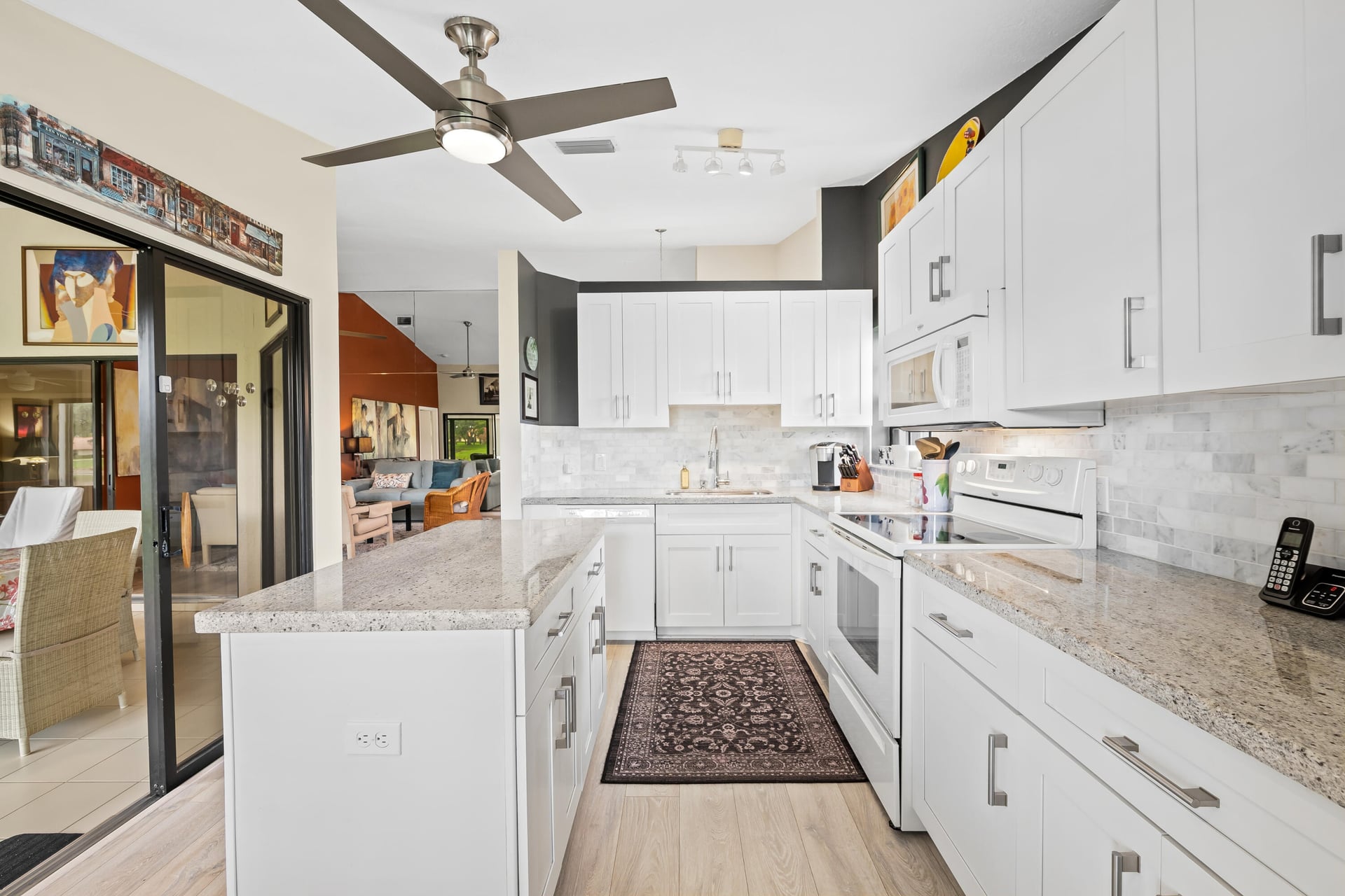 Residence photo 4