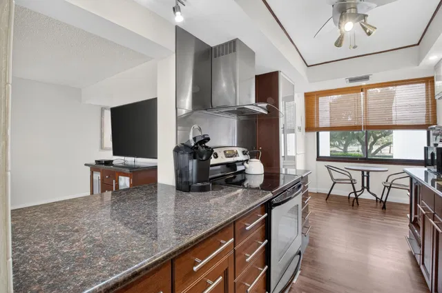 Boca West Country Club Residence photo 12