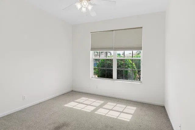 Residence photo 13
