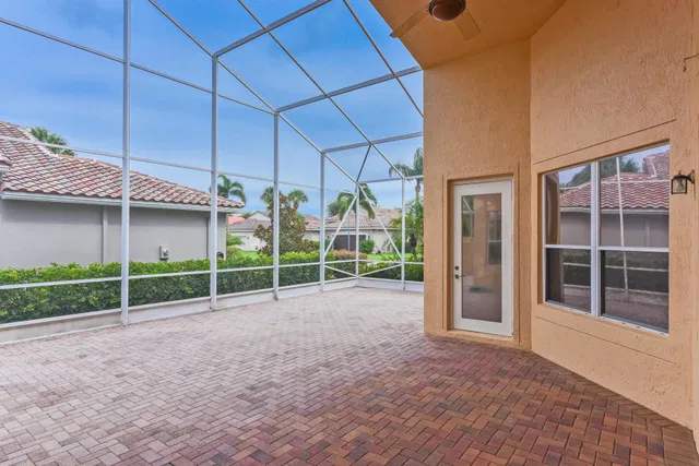 Residence photo 25