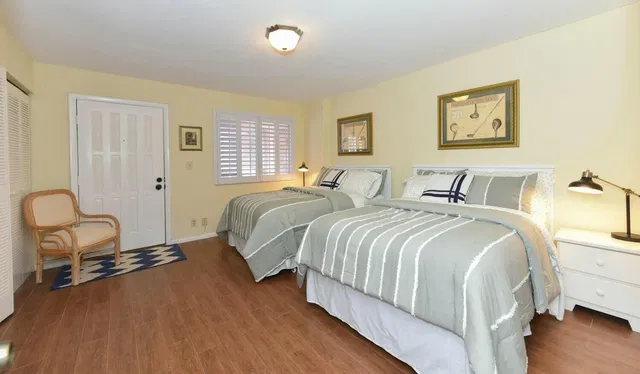Unit B306 photo 21